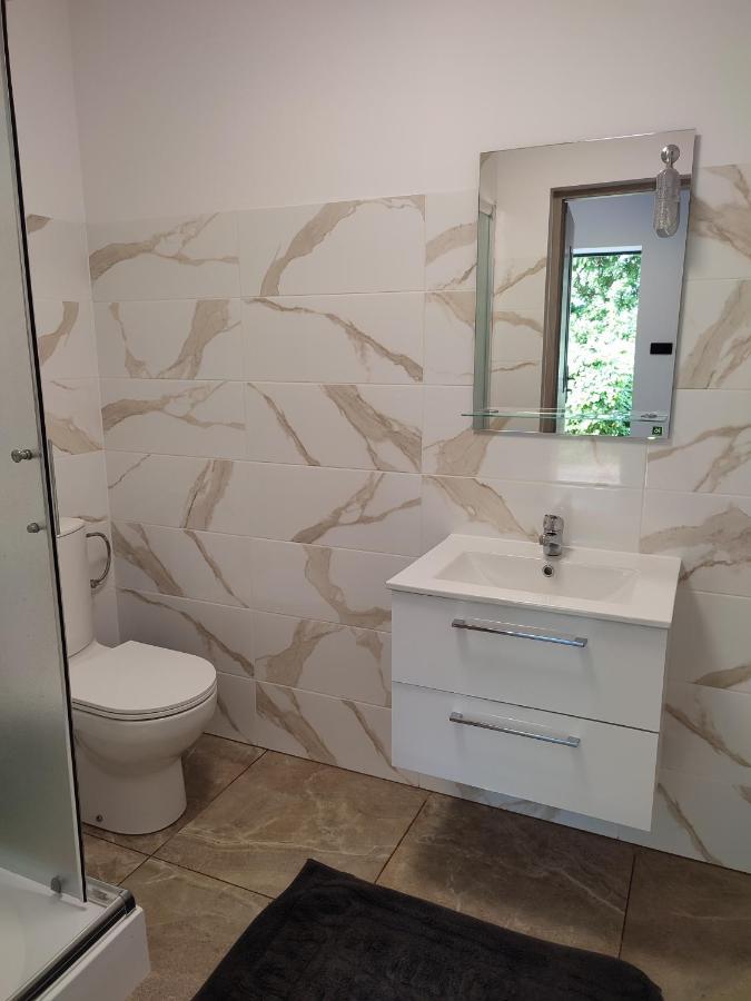 Pokoje I Apartamenty Matdar Mikołajki المظهر الخارجي الصورة